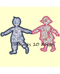 poulette et ses 2 ou 3 poussins en appliqué - 2 tailles 