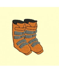 Paire de chaussures de ski - 4 tailles : de 2 à 5 cm