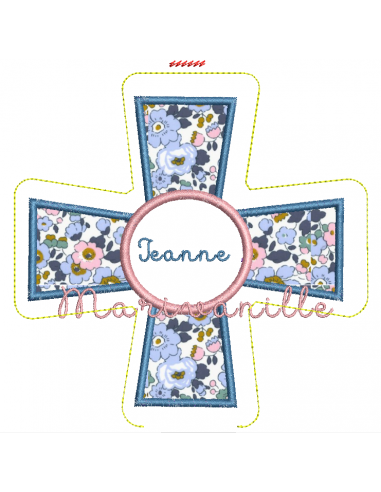 Croix en appliqué avec version Tout...