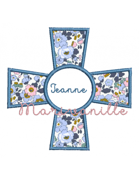 Croix en appliqué avec version Tout Dans le Cadre