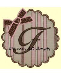 Cadre Feston Noeud appliqué - 2 tailles