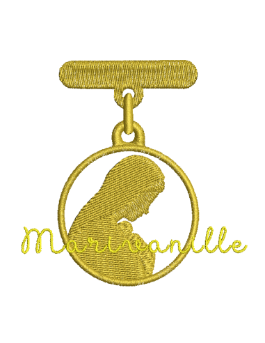 Médaille brodée avec broche
