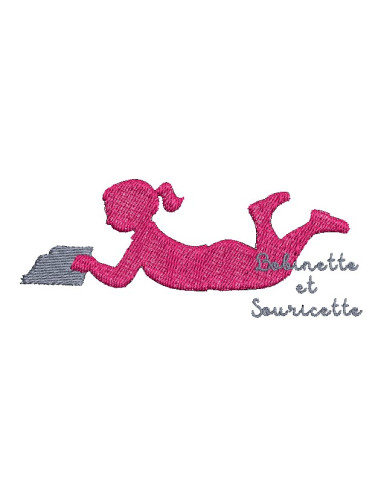 Fillette en pleine lecture - 10cm -...
