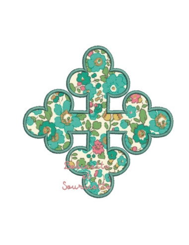 Croix tréflée en appliqué - 4 tailles