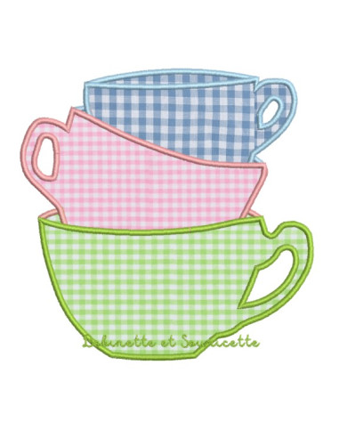 Pile de 3 tasses à thé - appliqué  -...
