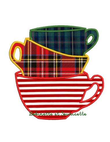 Pile de 3 tasses à thé - appliqué  -...